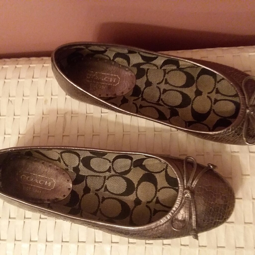 Coach leather ballet flat shoes